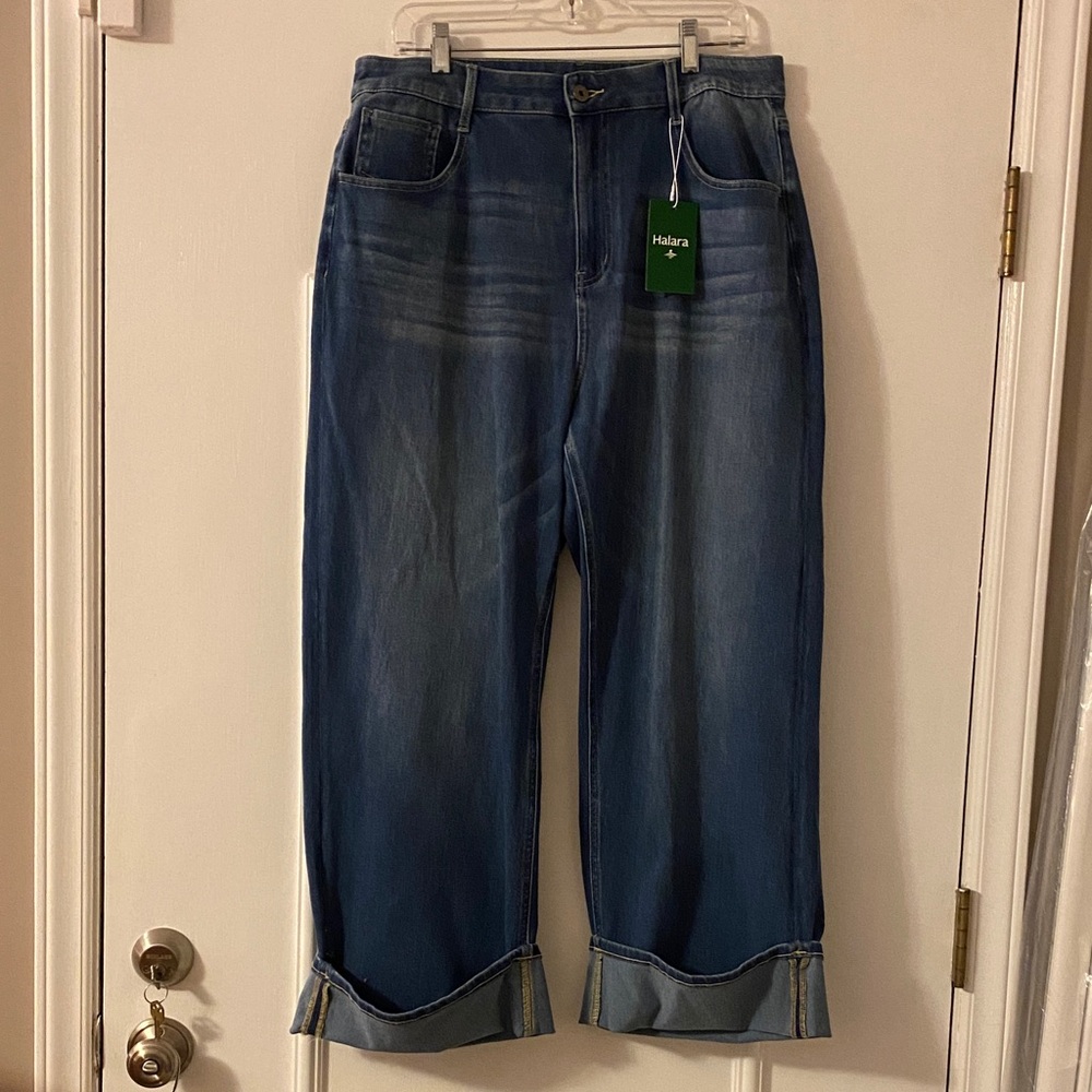 HALARA Women's Flare Wide Leg Jeans in Denim Blue. Super soft and relaxed.